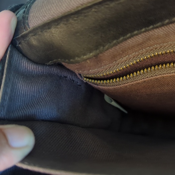 Black Leather and Suede Crossbody Madewell Purse - Picture 5 of 5